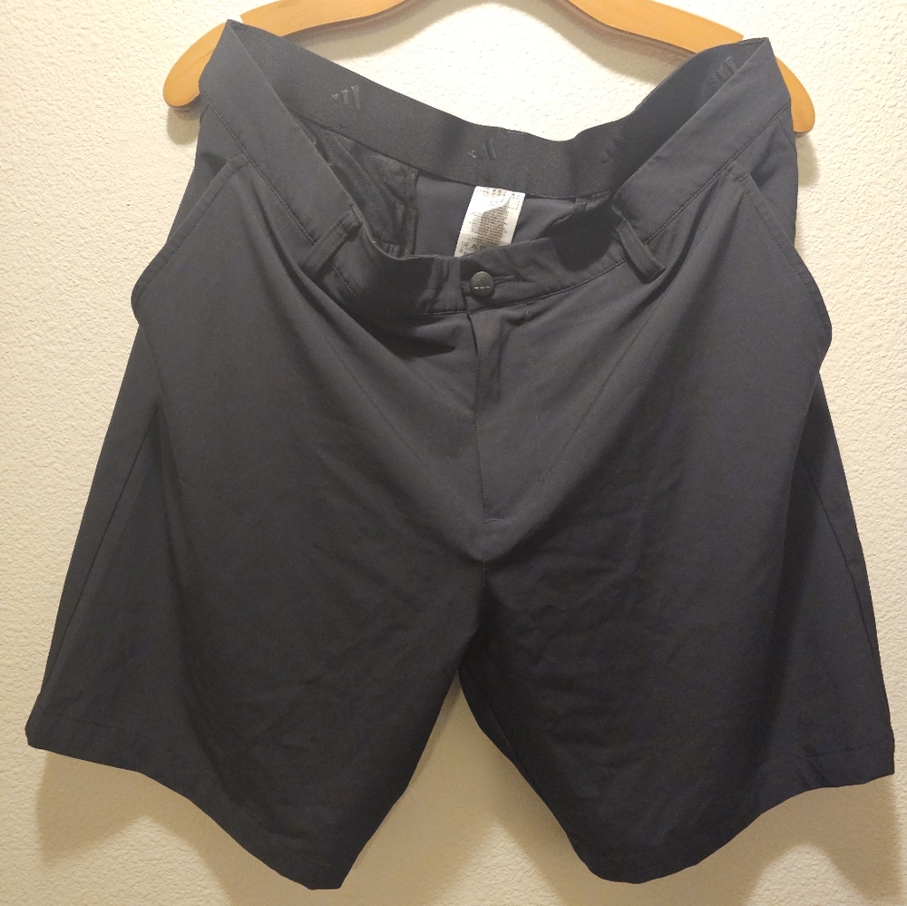 Adidas Men's Black Golf Athletic Flat Front Shorts 36 Waist with pockets zipper